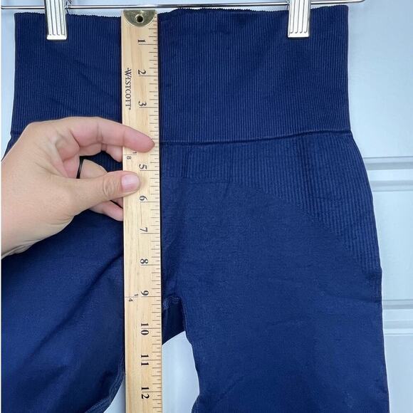 EUC Victoria Secret PINK Tie Dye Cool and Comfy Ombré Seamless Leggings Small - Picture 8 of 9